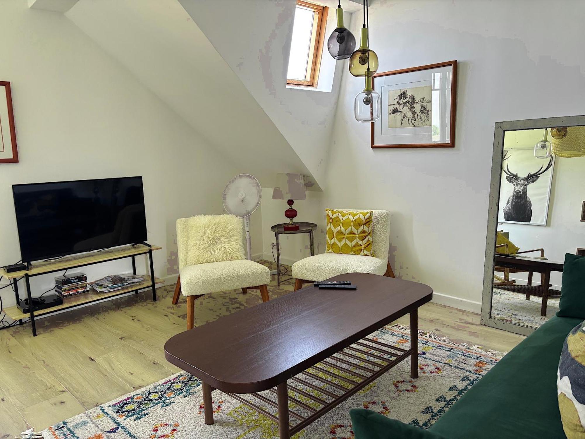 Elegant 3 Pieces - Parking Apartment